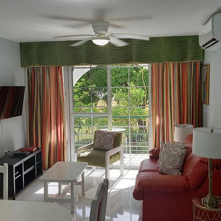Marchabell By The Sea E22 Apartment Ocho Rios Exterior foto