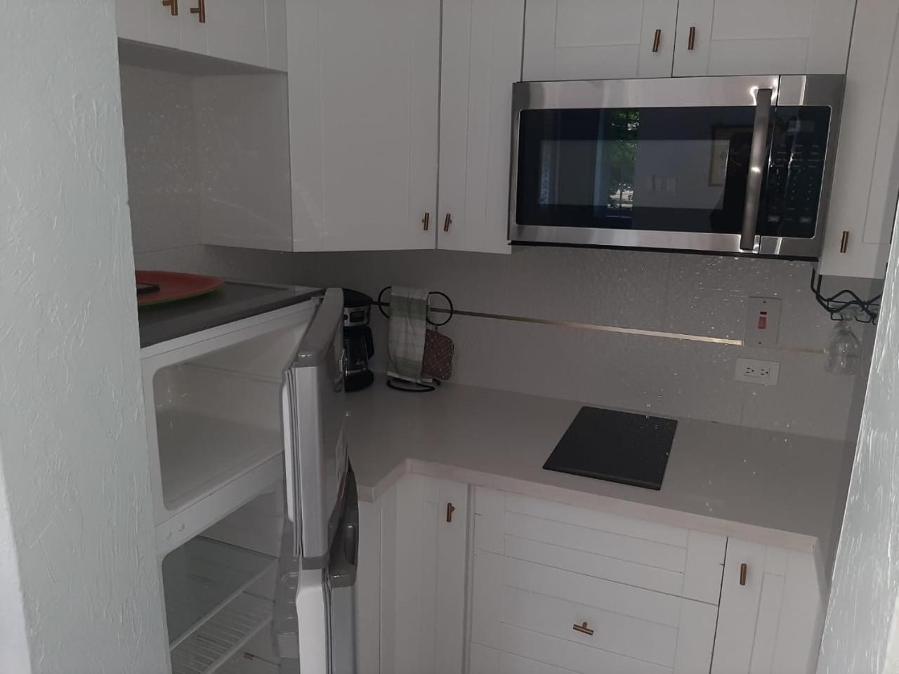 Marchabell By The Sea E22 Apartment Ocho Rios Exterior foto